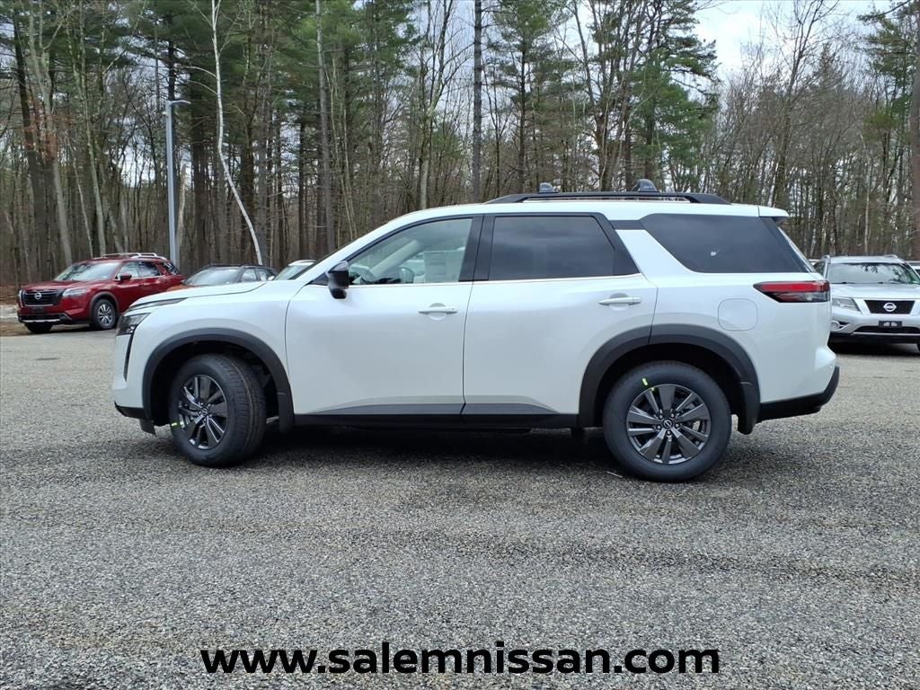 2026 Nissan Pathfinder SV