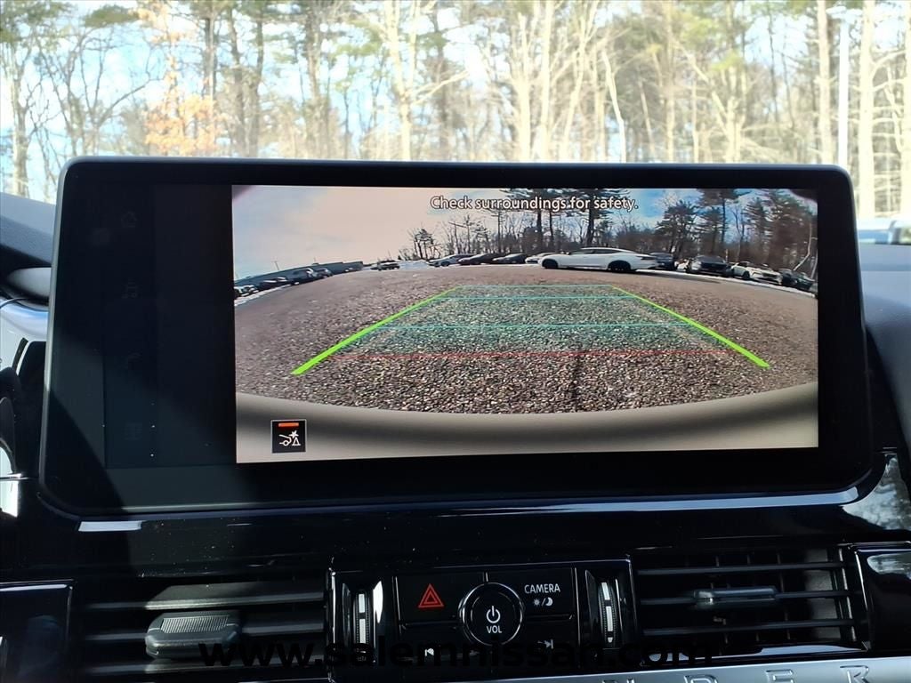 2026 Nissan Pathfinder SV