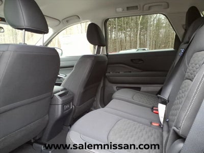 2026 Nissan Pathfinder SV