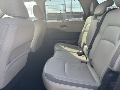 2023 Nissan Pathfinder SL