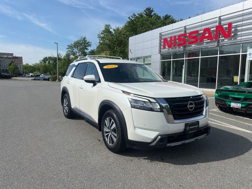 2023 Nissan Pathfinder SL