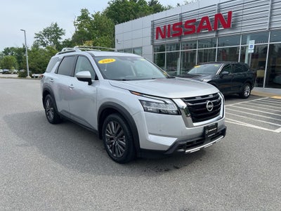 2023 Nissan Pathfinder SL