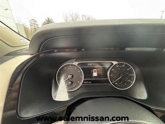 2023 Nissan Pathfinder SL