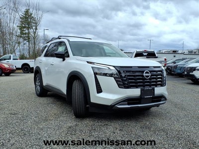 2026 Nissan Pathfinder SL