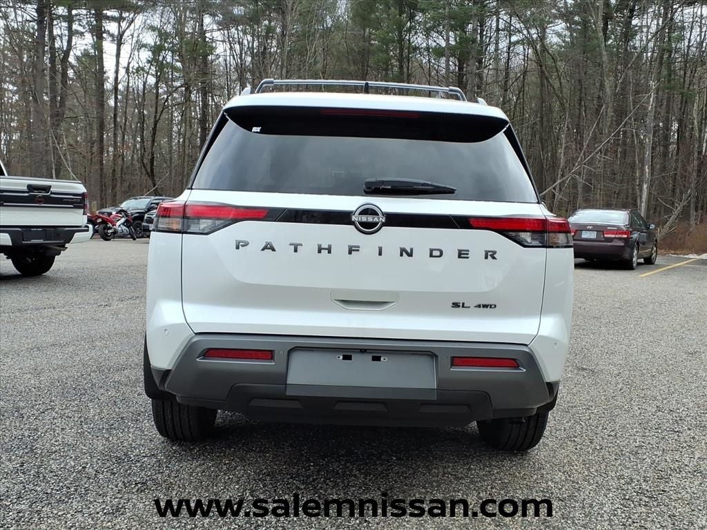 2026 Nissan Pathfinder SL
