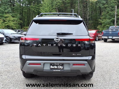 2026 Nissan Pathfinder SL