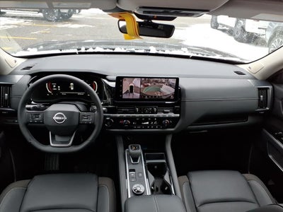 2026 Nissan Pathfinder SL