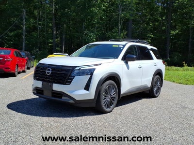 2026 Nissan Pathfinder SL