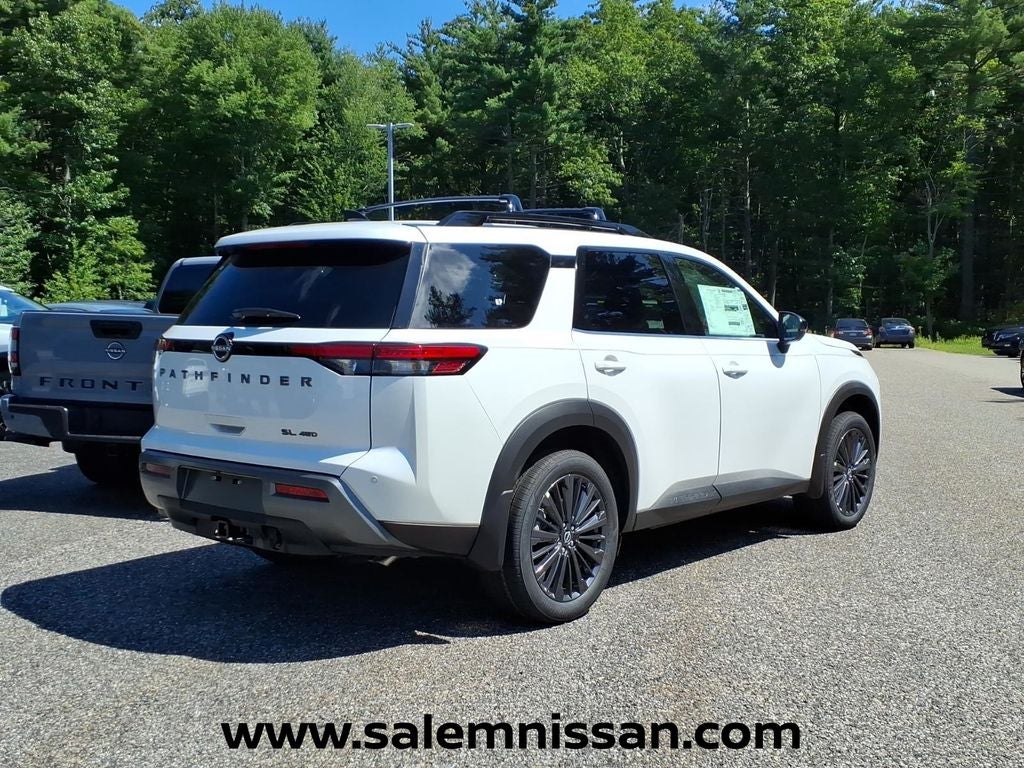 2026 Nissan Pathfinder SL