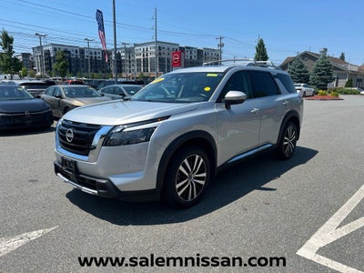 2025 Nissan Pathfinder Platinum
