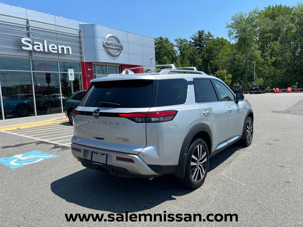 2025 Nissan Pathfinder Platinum