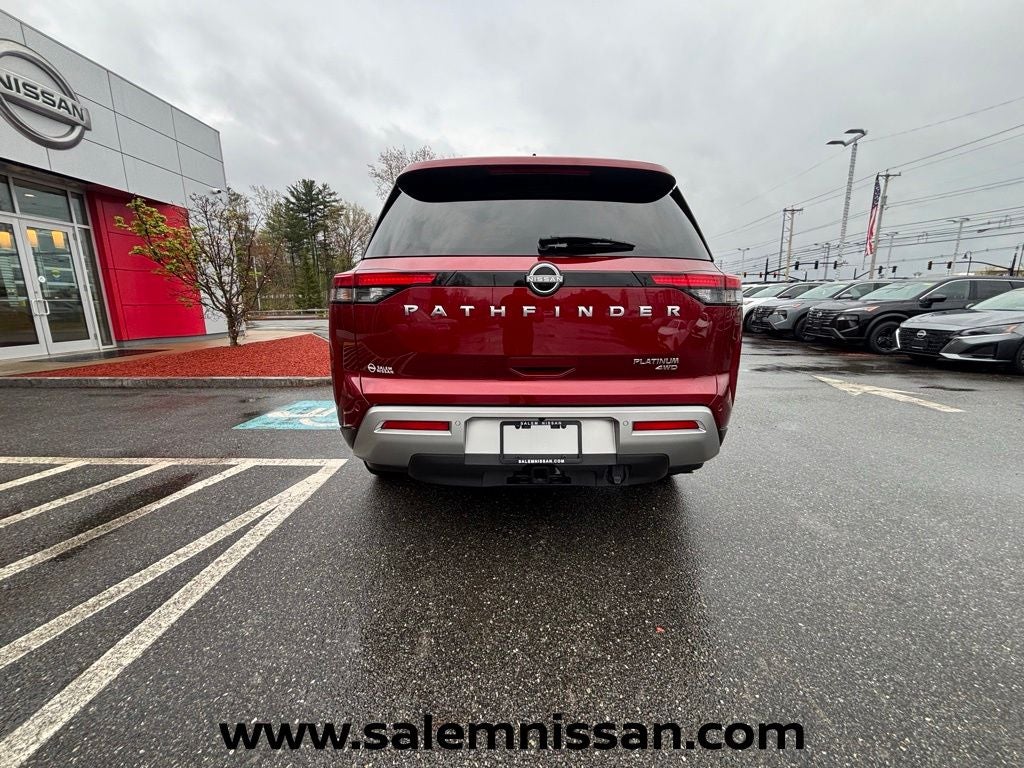 2025 Nissan Pathfinder Platinum