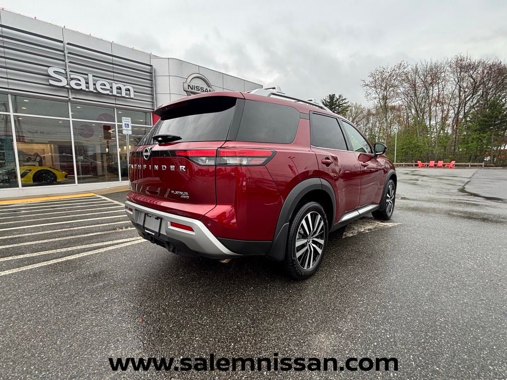 2025 Nissan Pathfinder Platinum