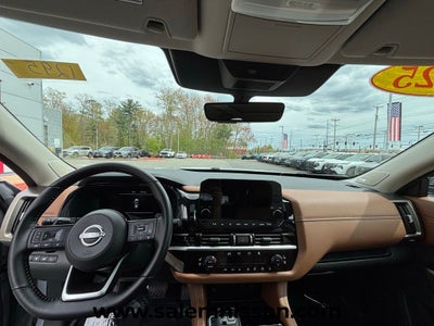 2025 Nissan Pathfinder Platinum