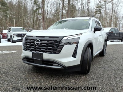2026 Nissan Pathfinder Platinum
