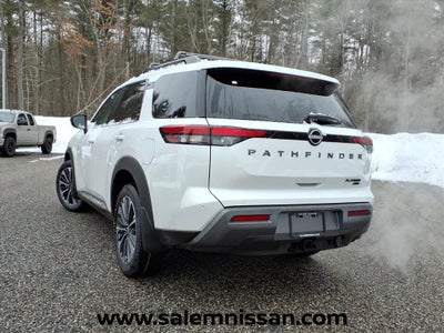 2026 Nissan Pathfinder Platinum