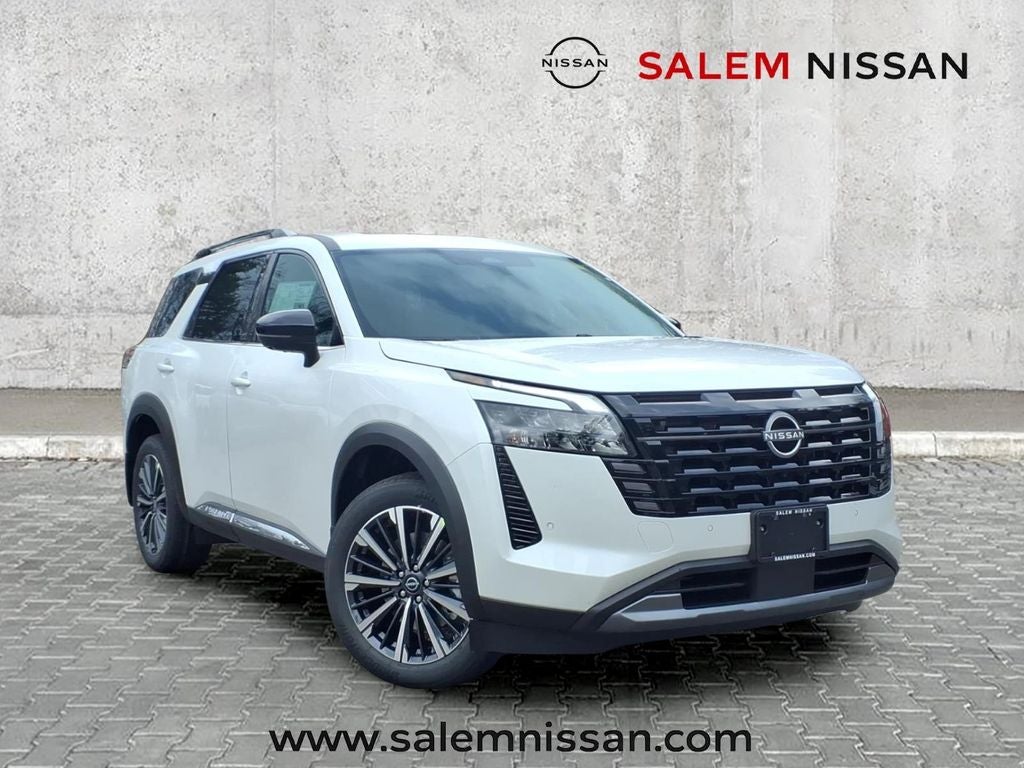 2026 Nissan Pathfinder Platinum 4WD's photo