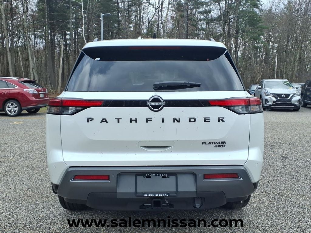 2026 Nissan Pathfinder Platinum