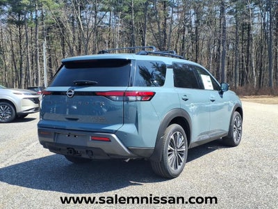 2026 Nissan Pathfinder Platinum