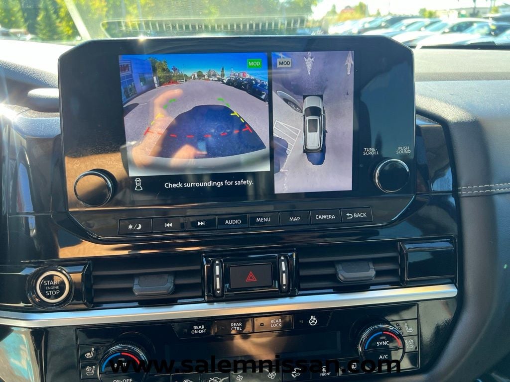 2024 Nissan Pathfinder Platinum