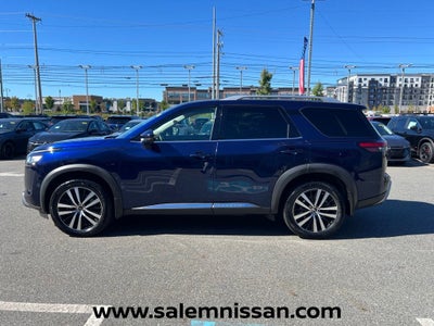2024 Nissan Pathfinder Platinum