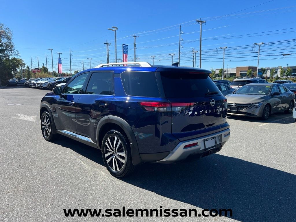 2024 Nissan Pathfinder Platinum