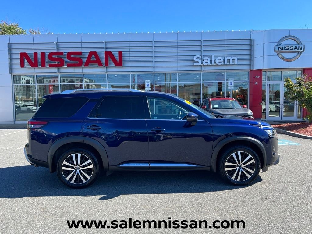 2024 Nissan Pathfinder Platinum