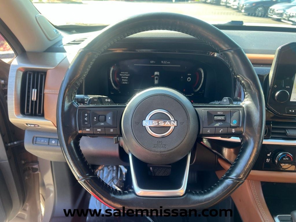 2023 Nissan Pathfinder Platinum