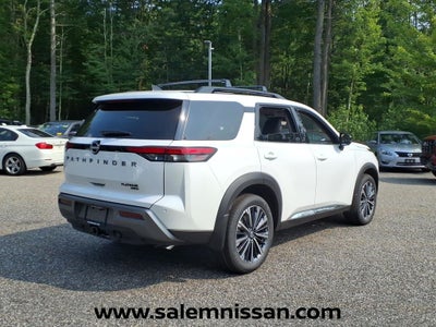 2026 Nissan Pathfinder Platinum