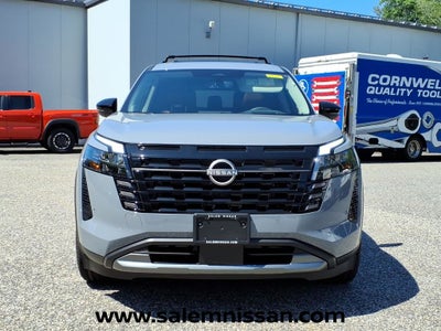 2026 Nissan Pathfinder Platinum