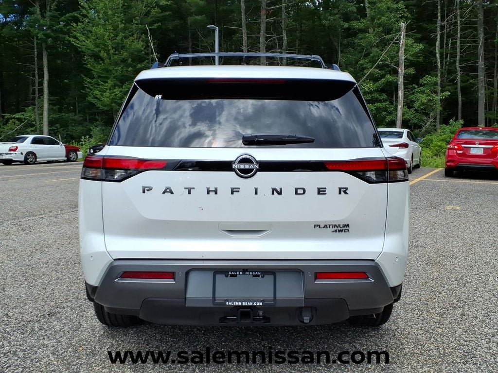 2026 Nissan Pathfinder Platinum