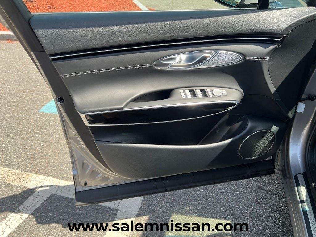 2025 Genesis GV70 2.5T