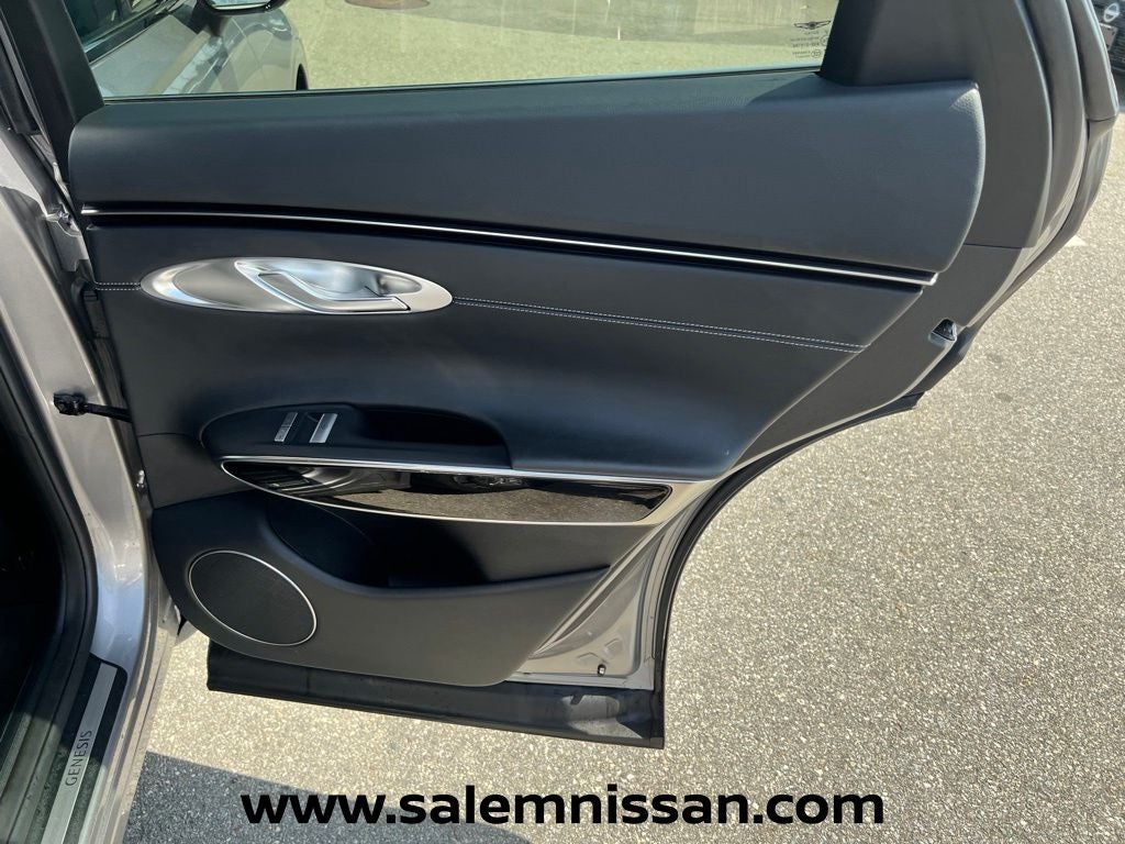 2025 Genesis GV70 2.5T