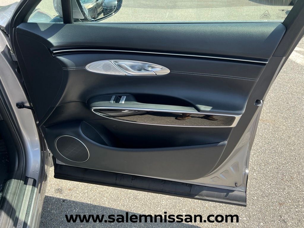2025 Genesis GV70 2.5T