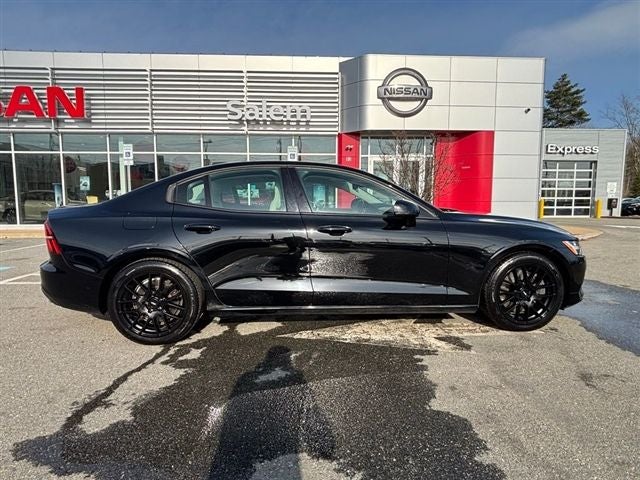 2020 Volvo S60 T6 Momentum