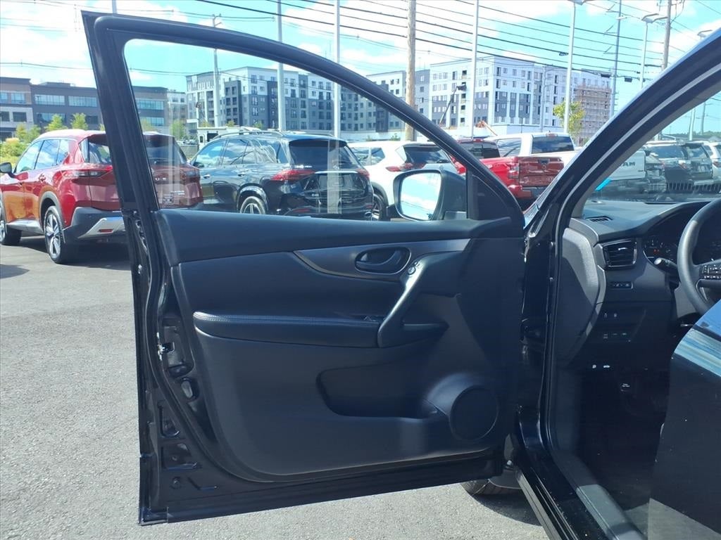 2022 Nissan Rogue Sport S