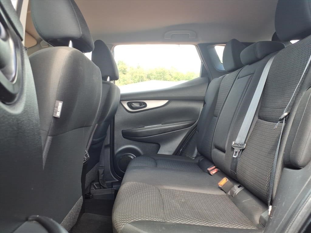 2022 Nissan Rogue Sport S