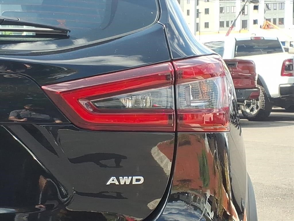 2022 Nissan Rogue Sport S