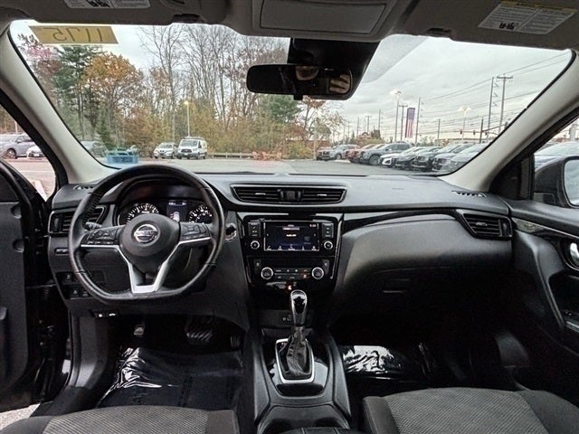 2022 Nissan Rogue Sport SV