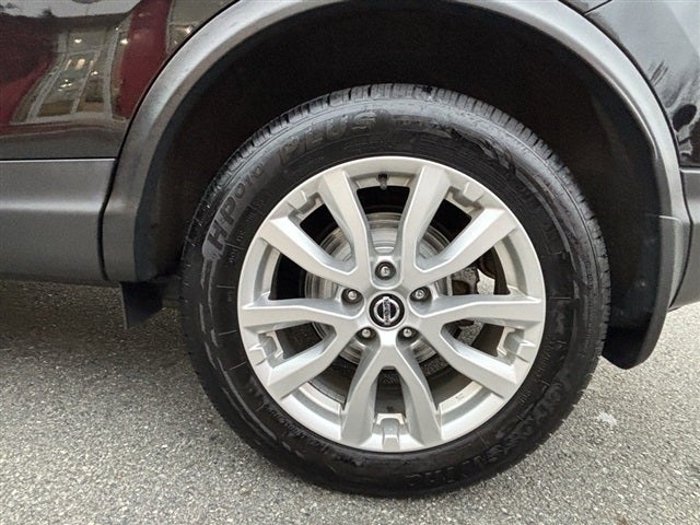 2022 Nissan Rogue Sport SV