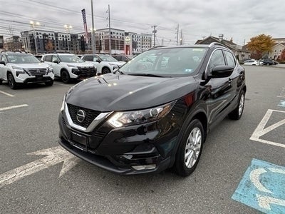 2022 Nissan Rogue Sport SV
