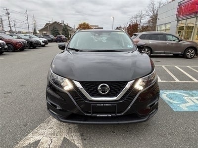 2022 Nissan Rogue Sport SV