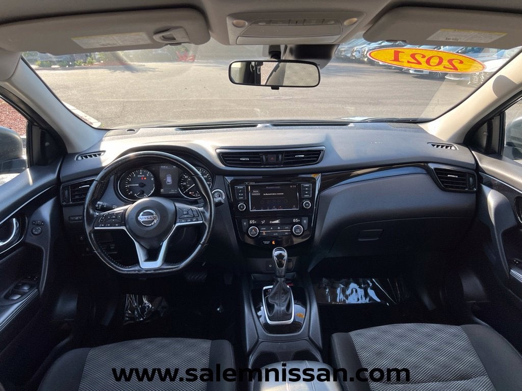 2021 Nissan Rogue Sport SV