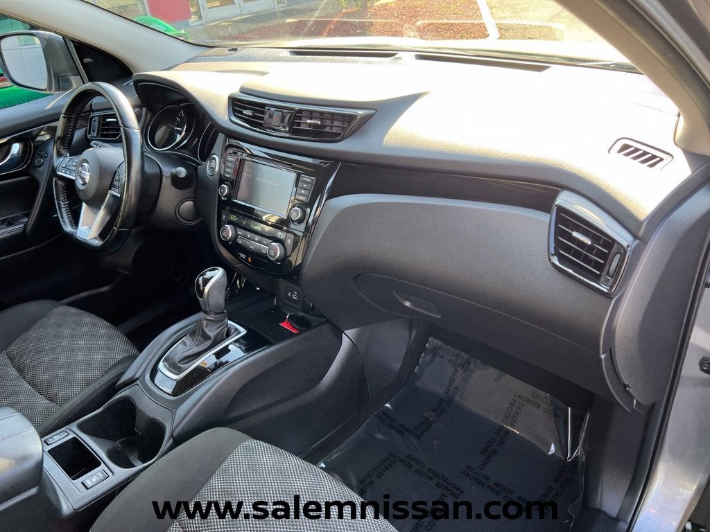2021 Nissan Rogue Sport SV