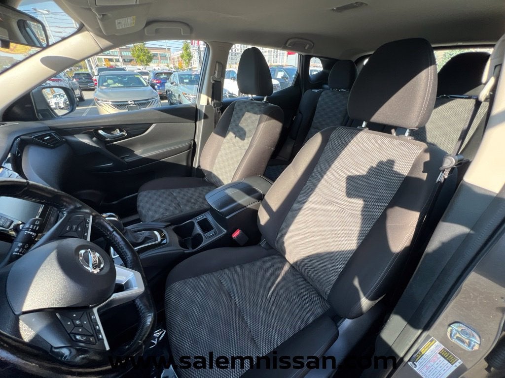 2021 Nissan Rogue Sport SV