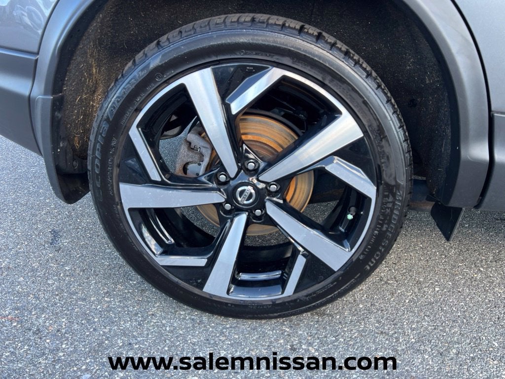 2022 Nissan Rogue Sport SL