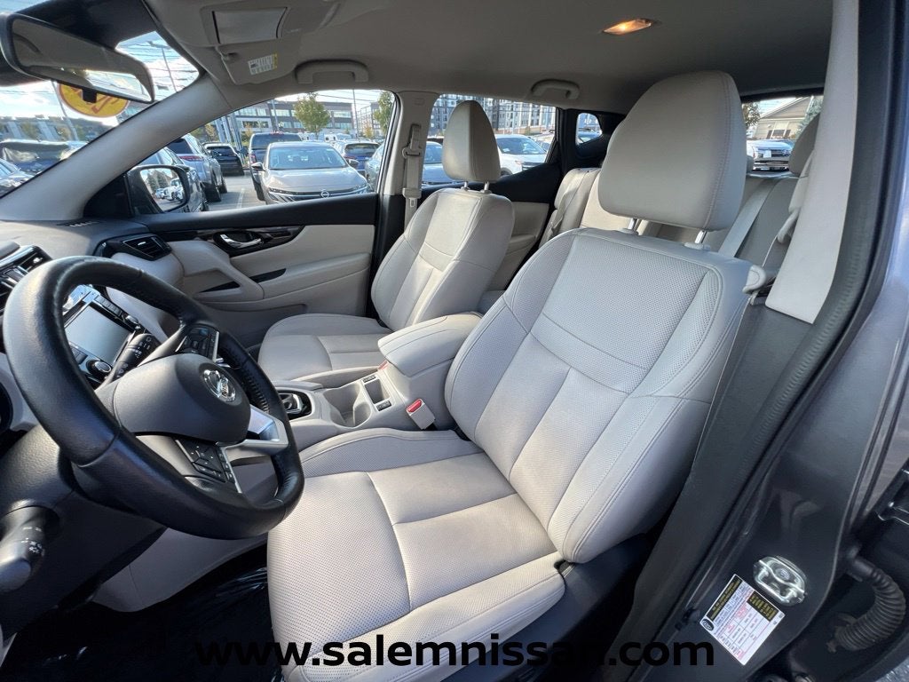 2022 Nissan Rogue Sport SL