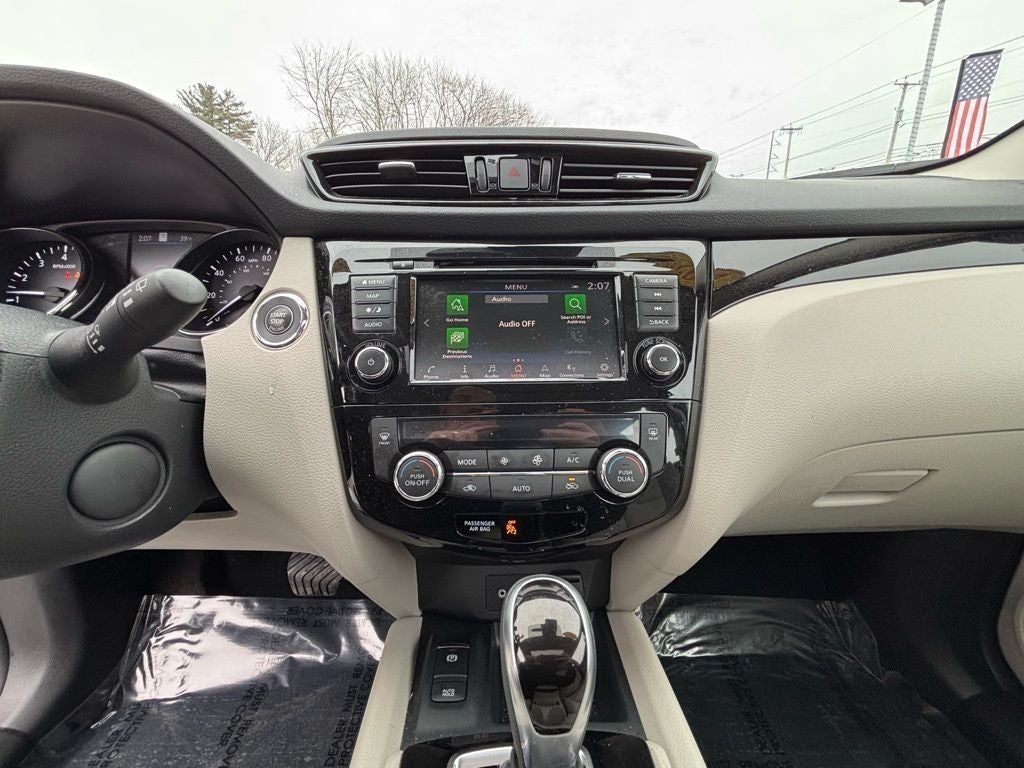 2022 Nissan Rogue Sport SL