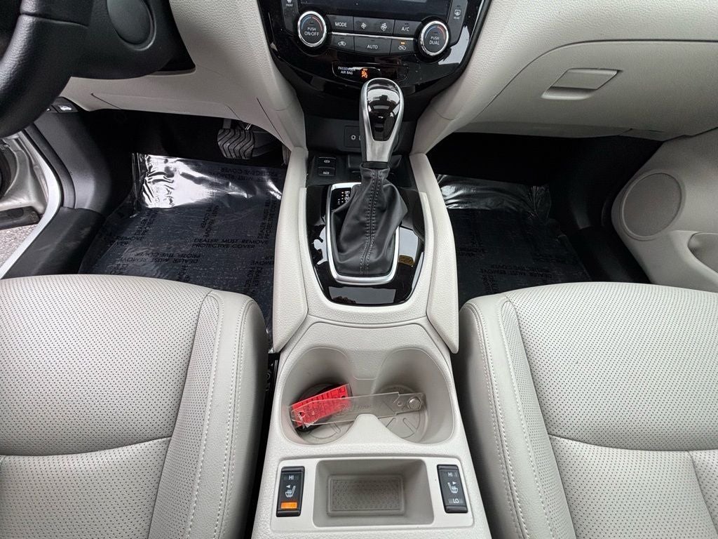 2022 Nissan Rogue Sport SL