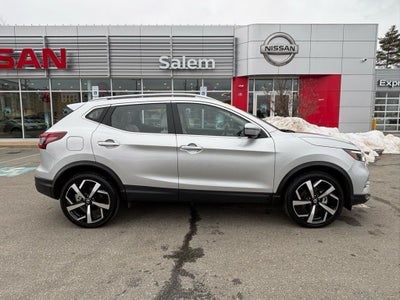 2022 Nissan Rogue Sport SL